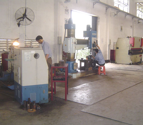 管殼式換熱器生產商：專業的熱交換器制造者